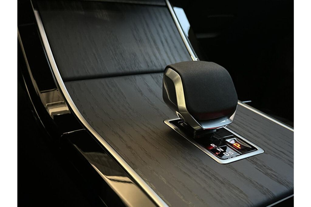 Land Rover Range Rover Evoque P270e Business Dynamic Edition, foto 24 van 35
