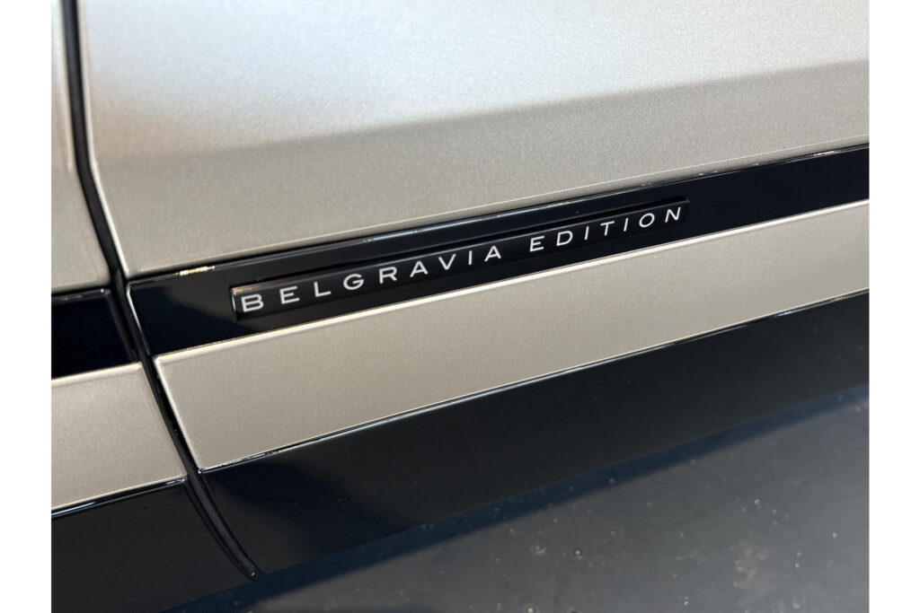 Land Rover Range Rover Velar P400e AWD Belgravia Satin Edition, foto 24 van 33