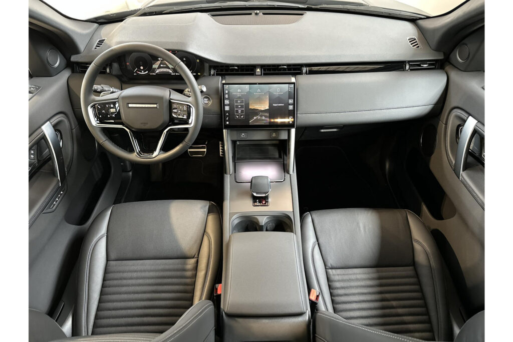 Land Rover Discovery Sport P270e Business Edition, foto 4 van 30