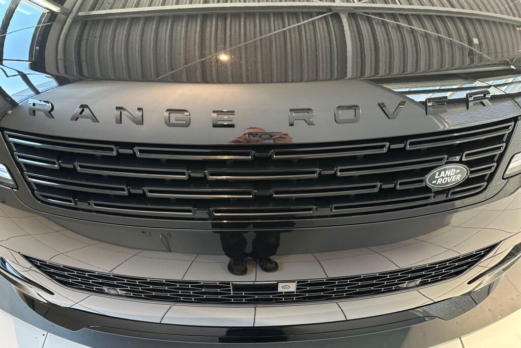 Land Rover Range Rover Sport P460e Santorini Momentum Edition, foto 19 van 49