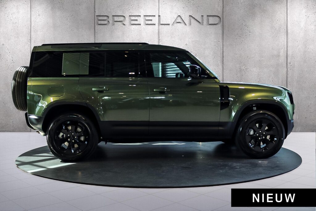 Land Rover Defender 110 P300e Forest Edition, foto 30 van 54