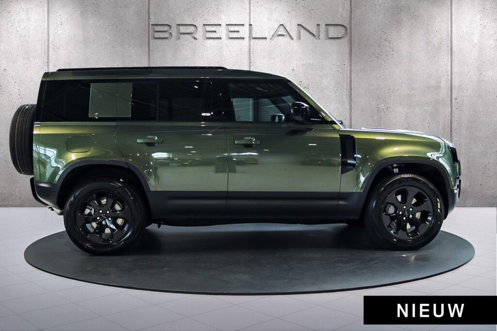 Land Rover Defender 110 P300e Forest Edition, foto 6 van 54