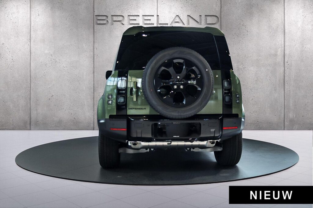 Land Rover Defender 110 P300e Forest Edition, foto 7 van 54