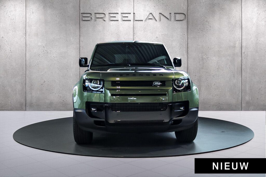 Land Rover Defender 110 P300e Forest Edition, foto 8 van 54