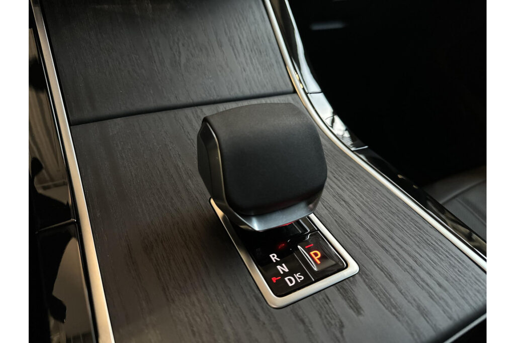 Land Rover Range Rover Evoque P270e Business Dynamic Edition, foto 16 van 31