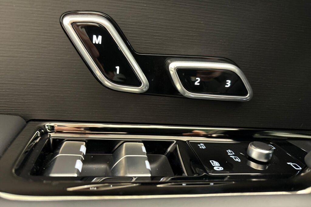 Land Rover Range Rover Sport P460e Santorini Momentum Edition, foto 16 van 46