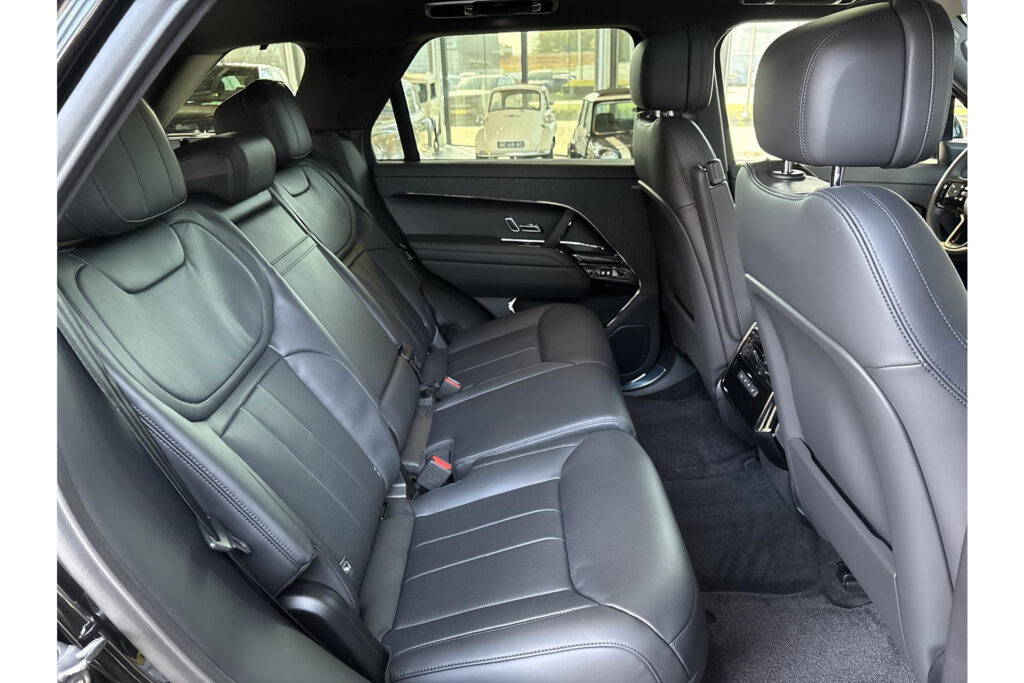Land Rover Range Rover Sport P460e Santorini Momentum Edition, foto 32 van 46