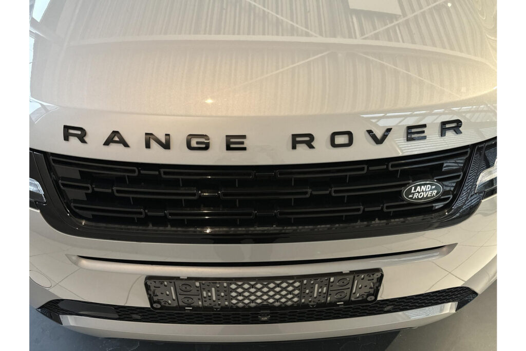 Land Rover Range Rover Evoque P270e Dynamic SE, foto 24 van 55