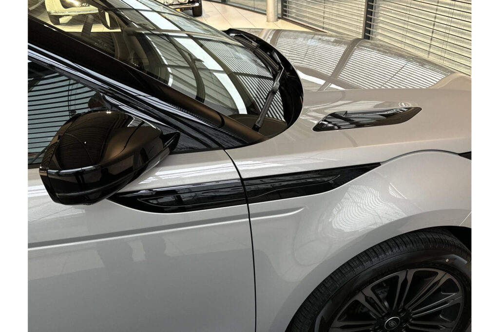 Land Rover Range Rover Evoque P270e Dynamic SE, foto 47 van 55