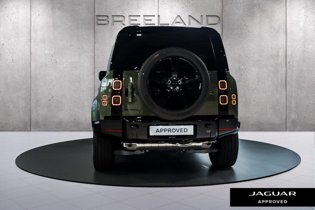Land Rover Defender 110 P300e Dynamic HSE Edition, foto 7 van 41