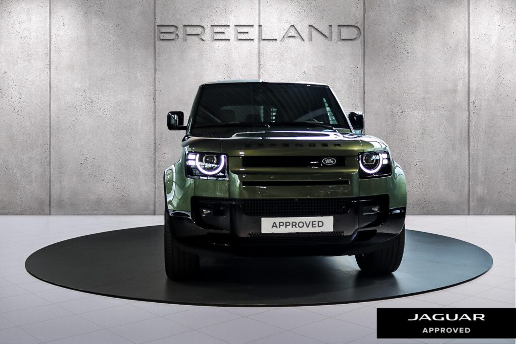 Land Rover Defender 110 P300e Dynamic HSE Edition, foto 8 van 41