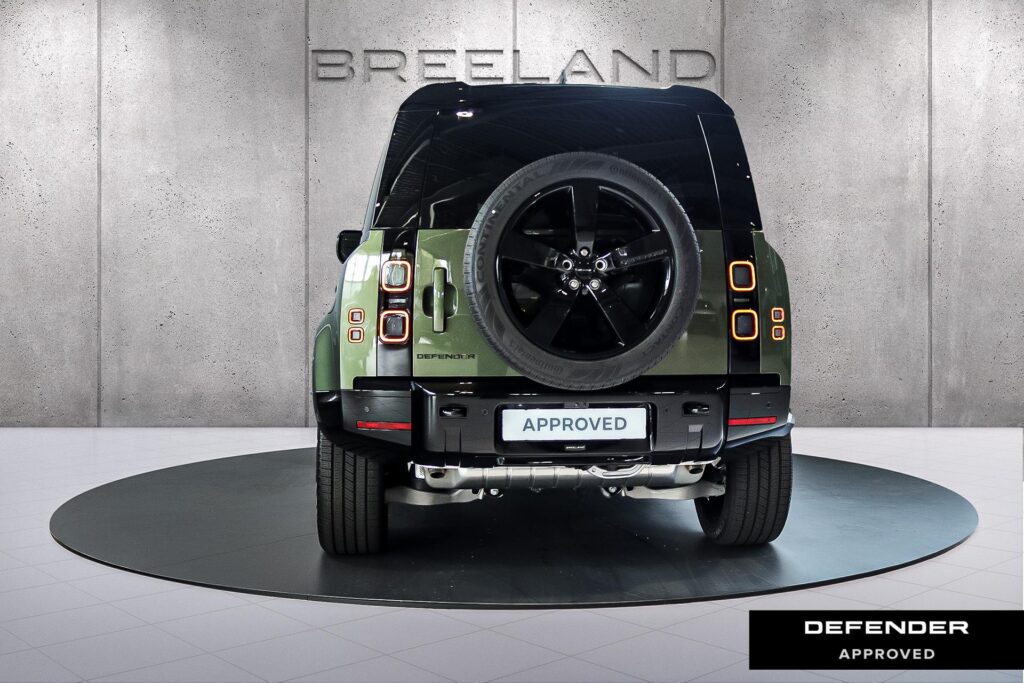 Land Rover Defender 110 P300e Dynamic HSE Edition, foto 7 van 39