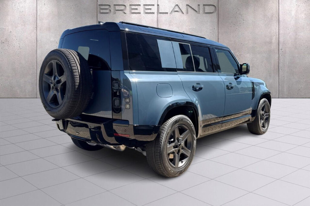 Land Rover Defender 110 P300e 110 Dynamic SE Edition, foto 2 van 25