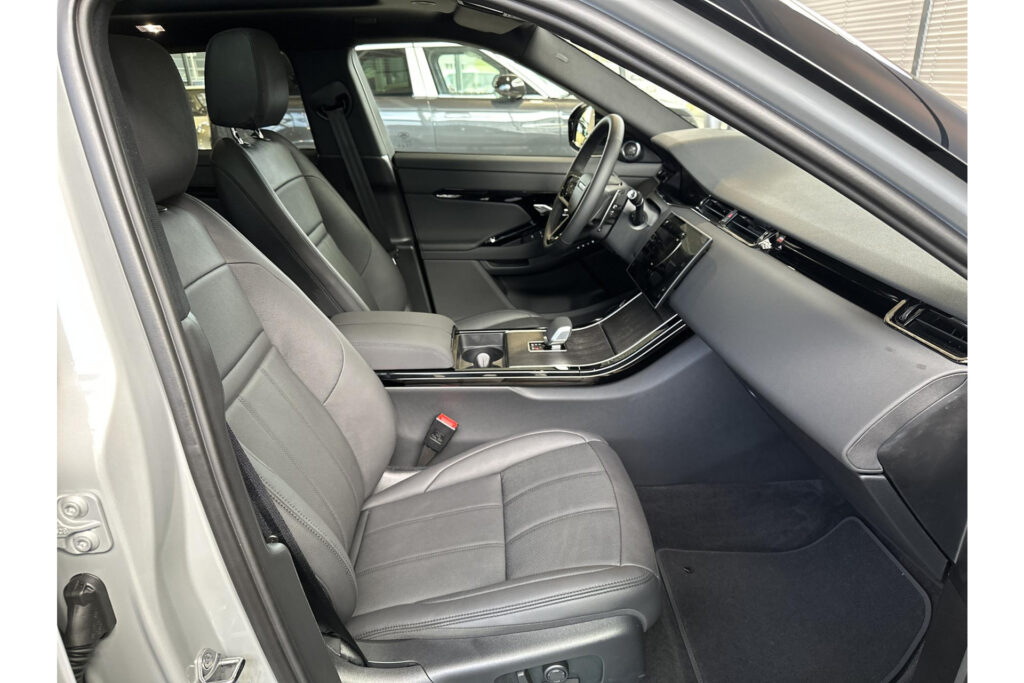 Land Rover Range Rover Evoque P270e Dynamic SE, foto 3 van 26