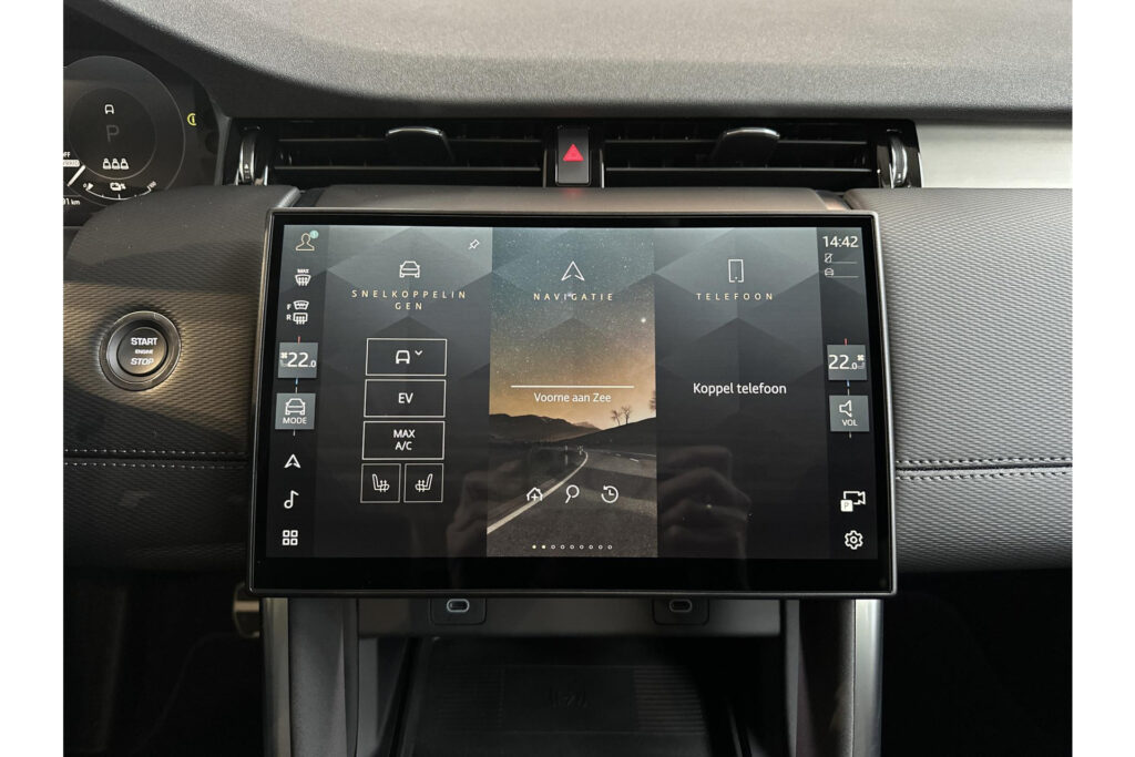 Land Rover Discovery Sport P270e Business Landmark Edition, foto 15 van 26