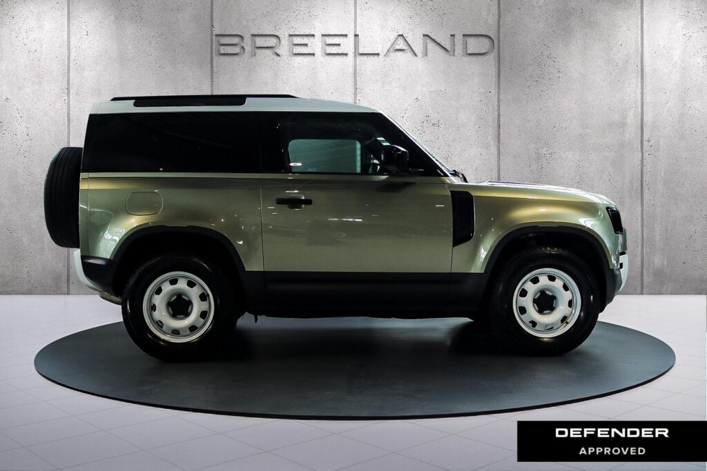 Land Rover Defender 90 3.0D 200PK 6-Cil, foto 6 van 22