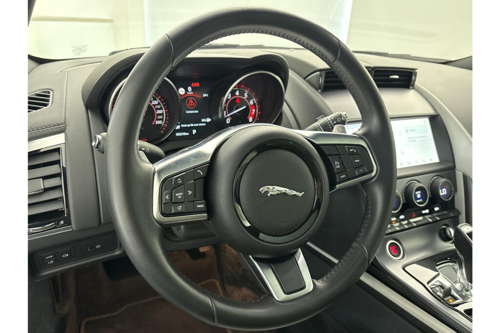 Jaguar F-TYPE P300 Coupe, foto 14 van 24