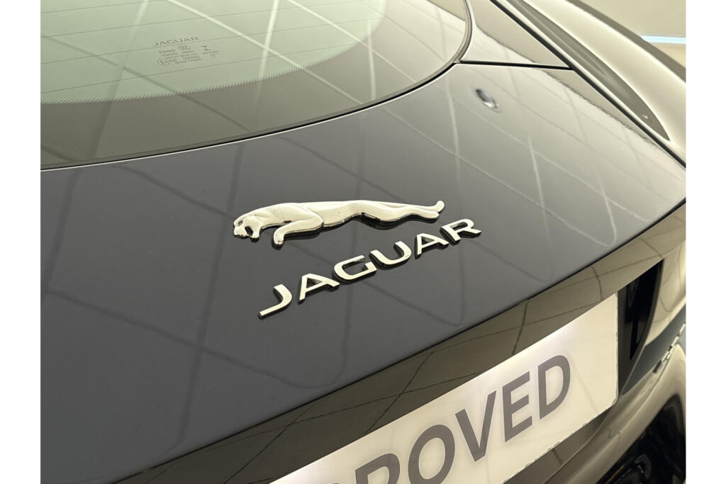 Jaguar F-TYPE P300 Coupe, foto 19 van 24