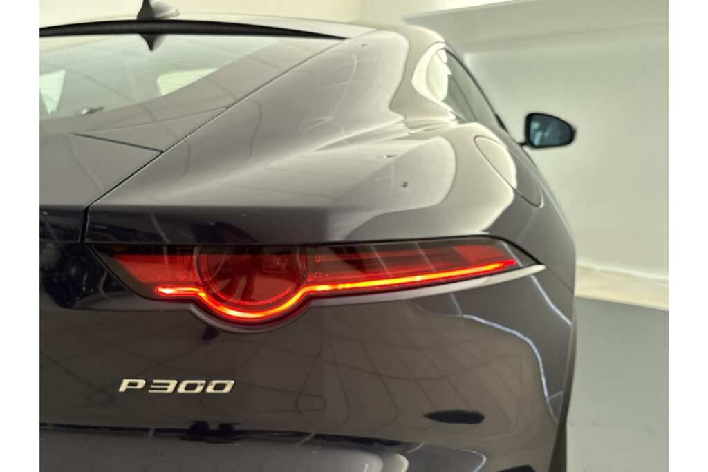 Jaguar F-TYPE P300 Coupe, foto 20 van 24