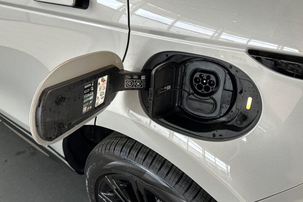 Land Rover Range Rover Evoque P270e SE Dynamic Edition, foto 23 van 28