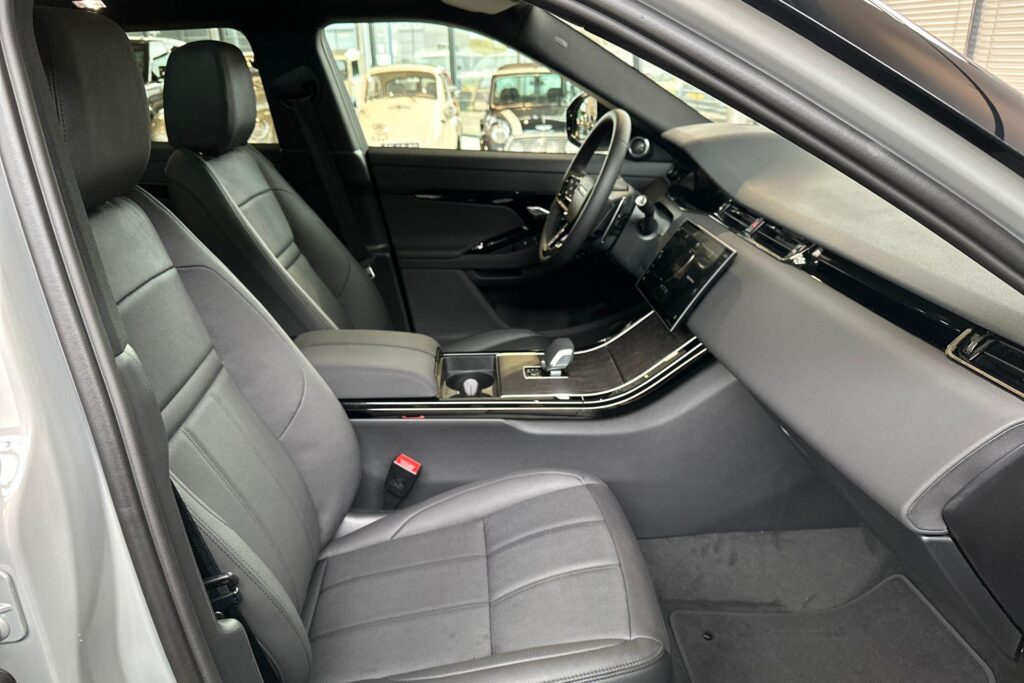 Land Rover Range Rover Evoque P270e SE Dynamic Edition, foto 3 van 28