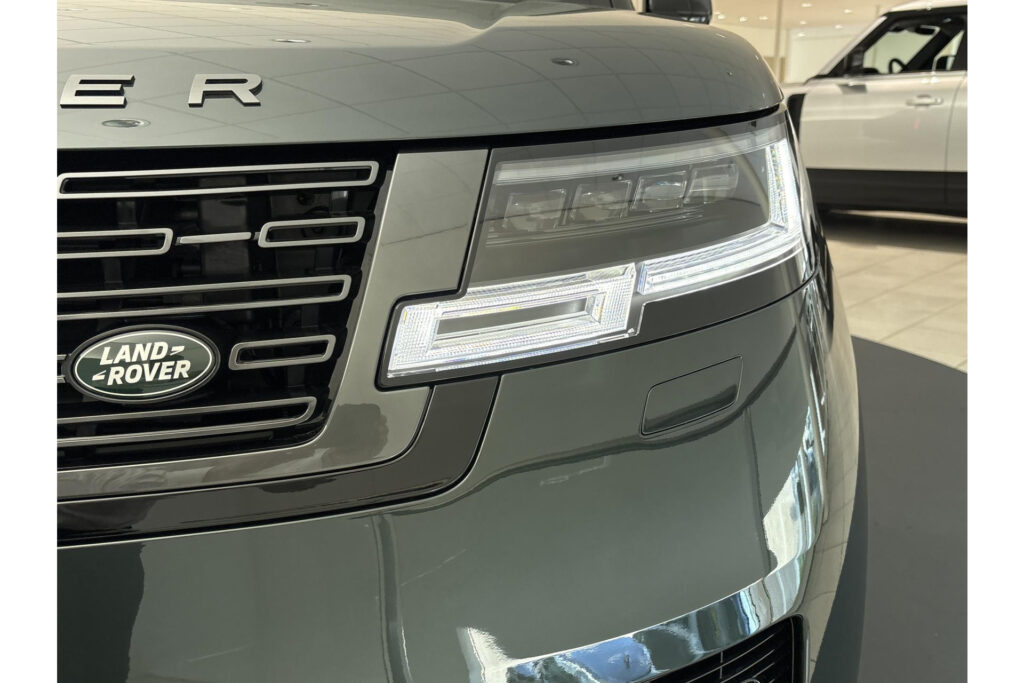 Land Rover Range Rover P460e HSE, foto 22 van 44