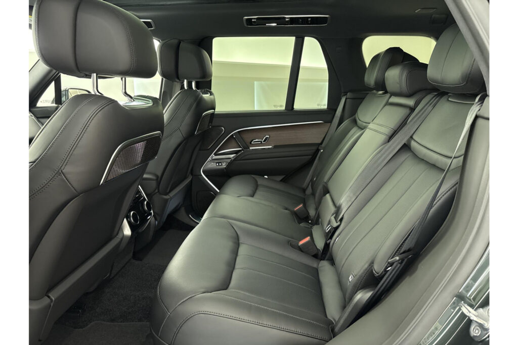 Land Rover Range Rover P460e HSE, foto 9 van 44