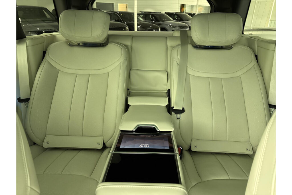 Land Rover Range Rover P550e Autobiography, foto 13 van 47