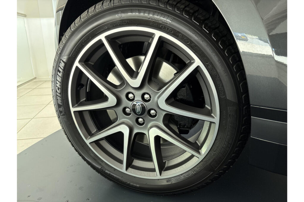 Land Rover Range Rover Velar P400e Belgravia Edition, foto 20 van 46