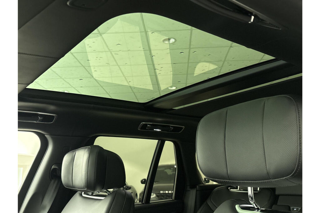 Land Rover Range Rover P550e Autobiography, foto 17 van 33