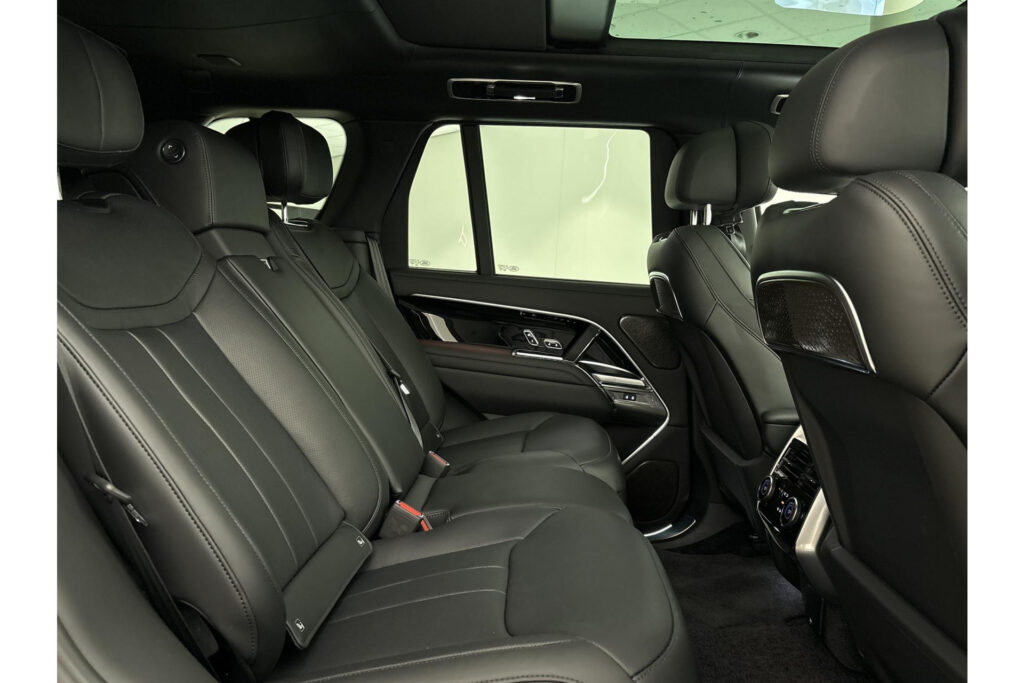 Land Rover Range Rover P550e Autobiography, foto 8 van 33
