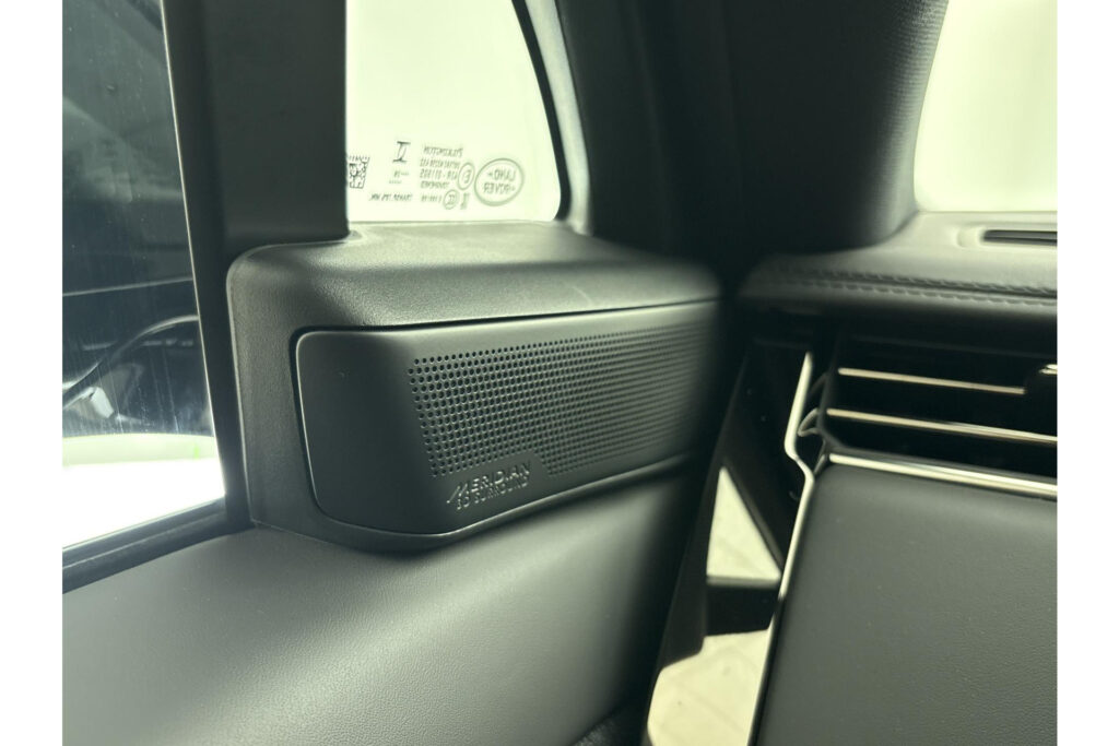 Land Rover Range Rover Sport P460e Santorini Momentum Edition, foto 17 van 32
