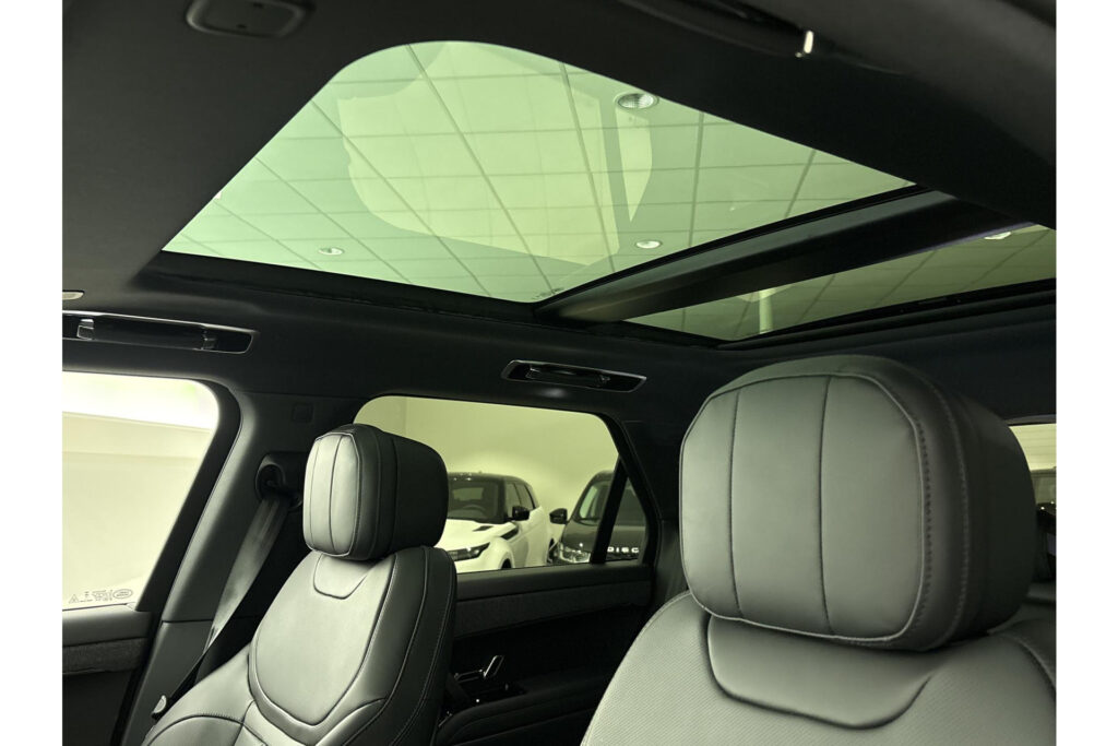 Land Rover Range Rover Sport P460e Santorini Momentum Edition, foto 9 van 32