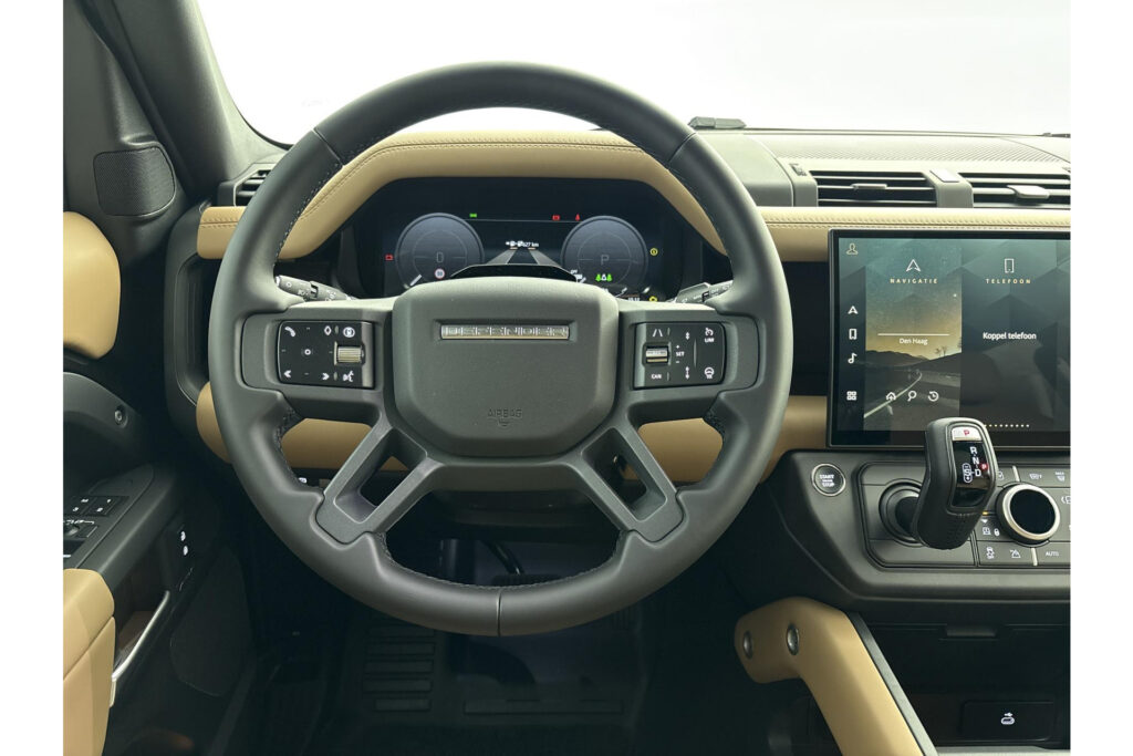 Land Rover Defender 110 P300e HSE Dynamic Edition, foto 8 van 42