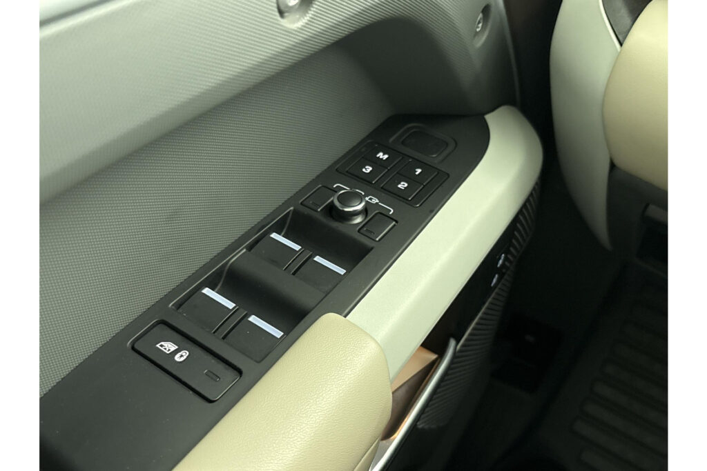 Land Rover Defender 110 P400 6-cil HSE, foto 31 van 38