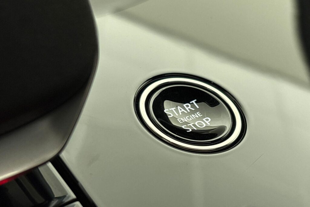 Land Rover Range Rover Sport P460e Dynamic SE, foto 35 van 45
