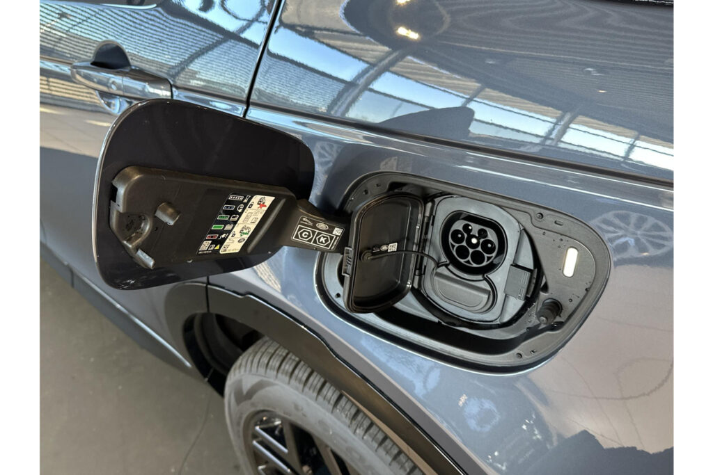 Land Rover Discovery Sport P270e Landmark Edition, foto 22 van 30