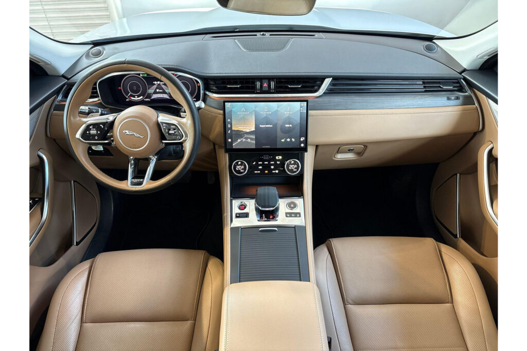 Jaguar F-PACE P400e S, foto 5 van 23