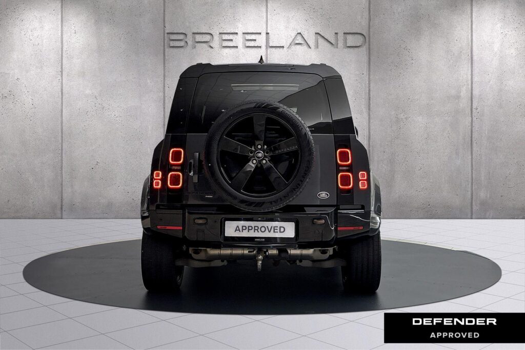 Land Rover Defender 110 P400e X-Dynamic HSE, foto 5 van 33
