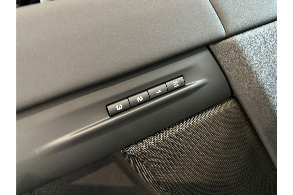 Land Rover Range Rover Evoque P270e Dynamic SE, foto 12 van 24