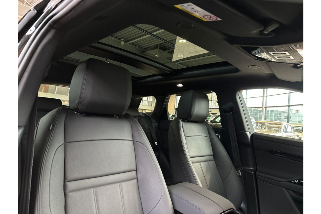 Land Rover Range Rover Evoque P270e Dynamic SE, foto 14 van 24