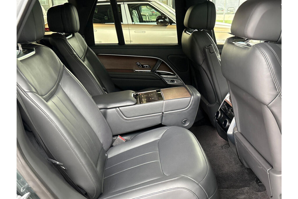 Land Rover Range Rover P440e Autobiography, foto 24 van 25