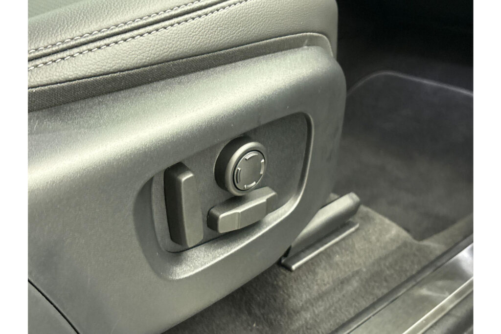 Land Rover Discovery Sport P270e Landmark Edition, foto 11 van 26