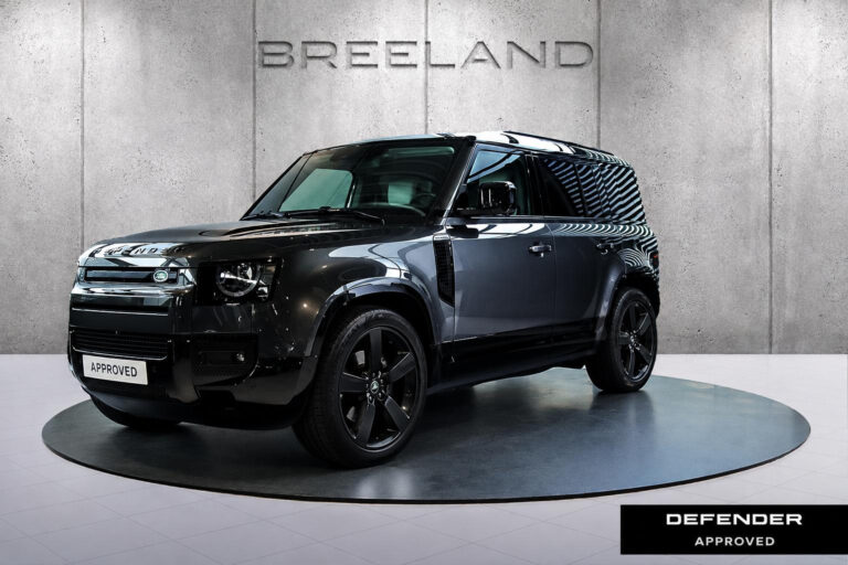 Land Rover Defender 110 P300e X-Dynamic HSE