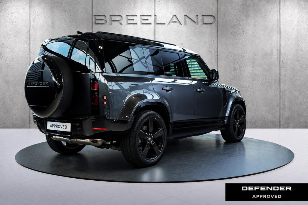 Land Rover Defender 110 P300e X-Dynamic HSE, foto 2 van 26