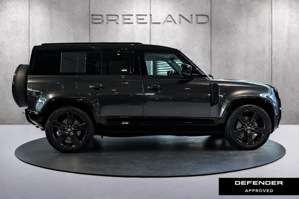 Land Rover Defender 110 P300e X-Dynamic HSE, foto 6 van 26