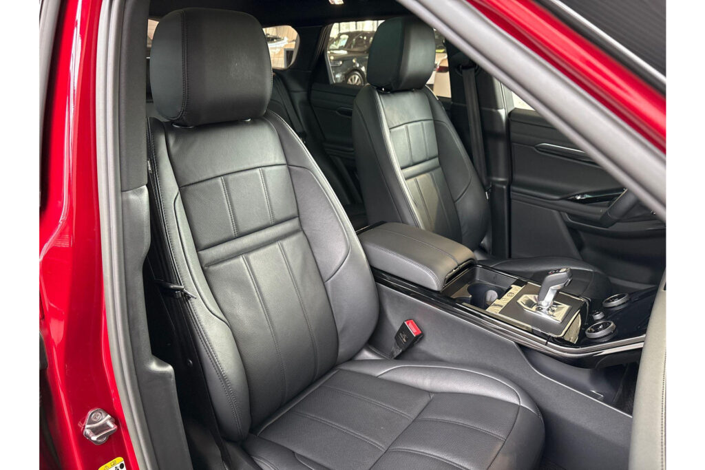 Land Rover Range Rover Evoque P300e R-Dynamic SE, foto 10 van 24