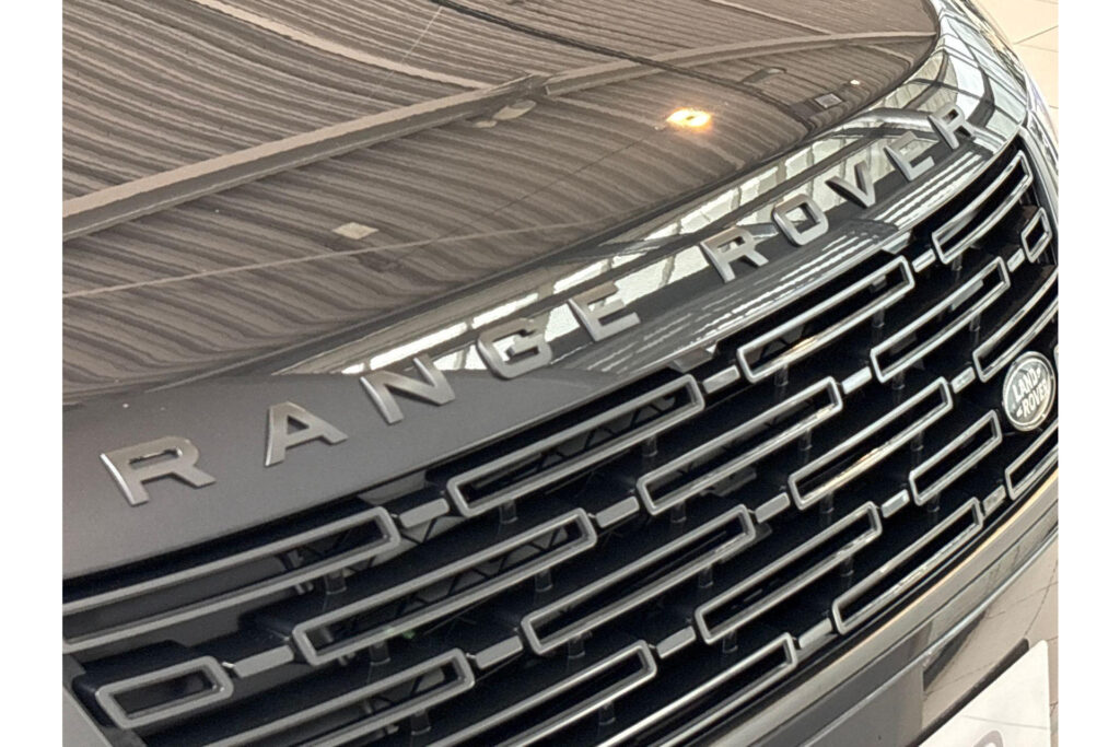 Land Rover Range Rover Velar P400e Dynamic SE, foto 25 van 36