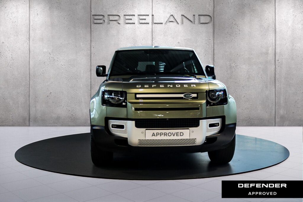 Land Rover Defender 110 7 Seater P400 3.0 HSE, foto 8 van 24