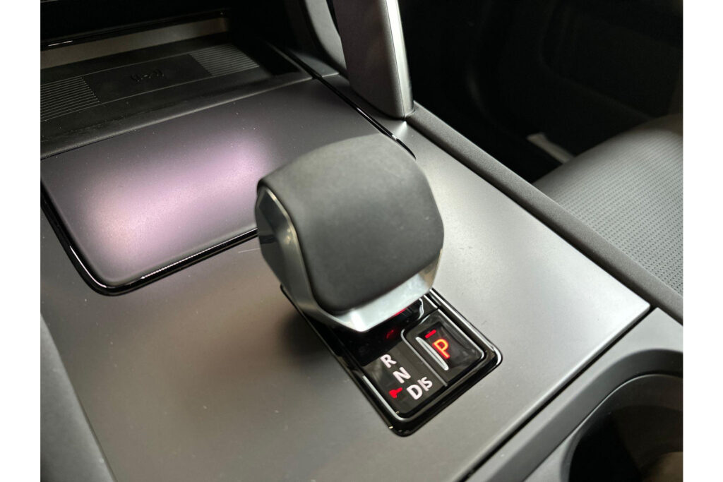 Land Rover Discovery Sport P270e Dynamic SE Landmark, foto 16 van 24